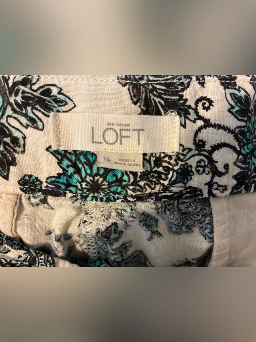 LOFT Cream Linen Shorts with Teal Paisley Floral Print - Picture 4 of 5